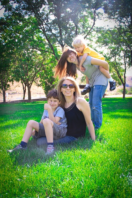 family, children, kids, togetherness, women, boys, relations, friendship, happy, portraits, cheerful, joyful, outdoors, gardens, greenery, trees, lawn, bright, sunny, day, laughing, smiles, smiling, four, people, young, fun, happiness, siblings, families, loving, love, green love, green happy, nature, green smile, green happiness, green fun, green together, green friendship